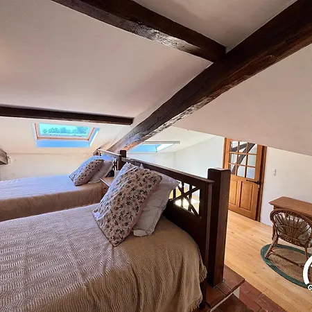 Aux Charlots Holiday home *