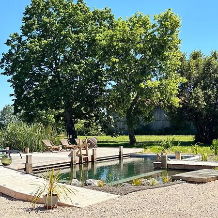 Holiday home Aux Charlots Lagarde-Hachan